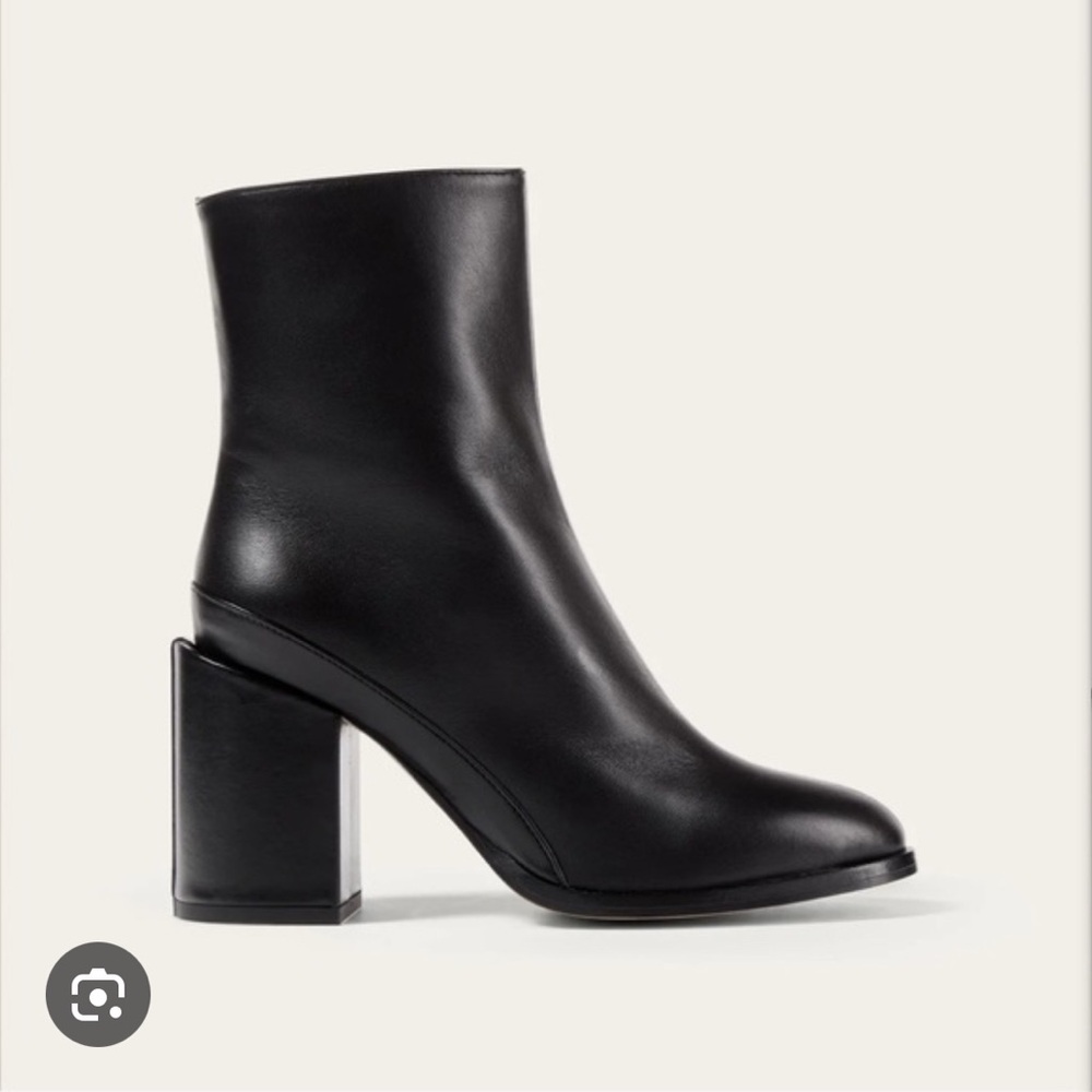 NEW Dear Frances spirit Ankle boots